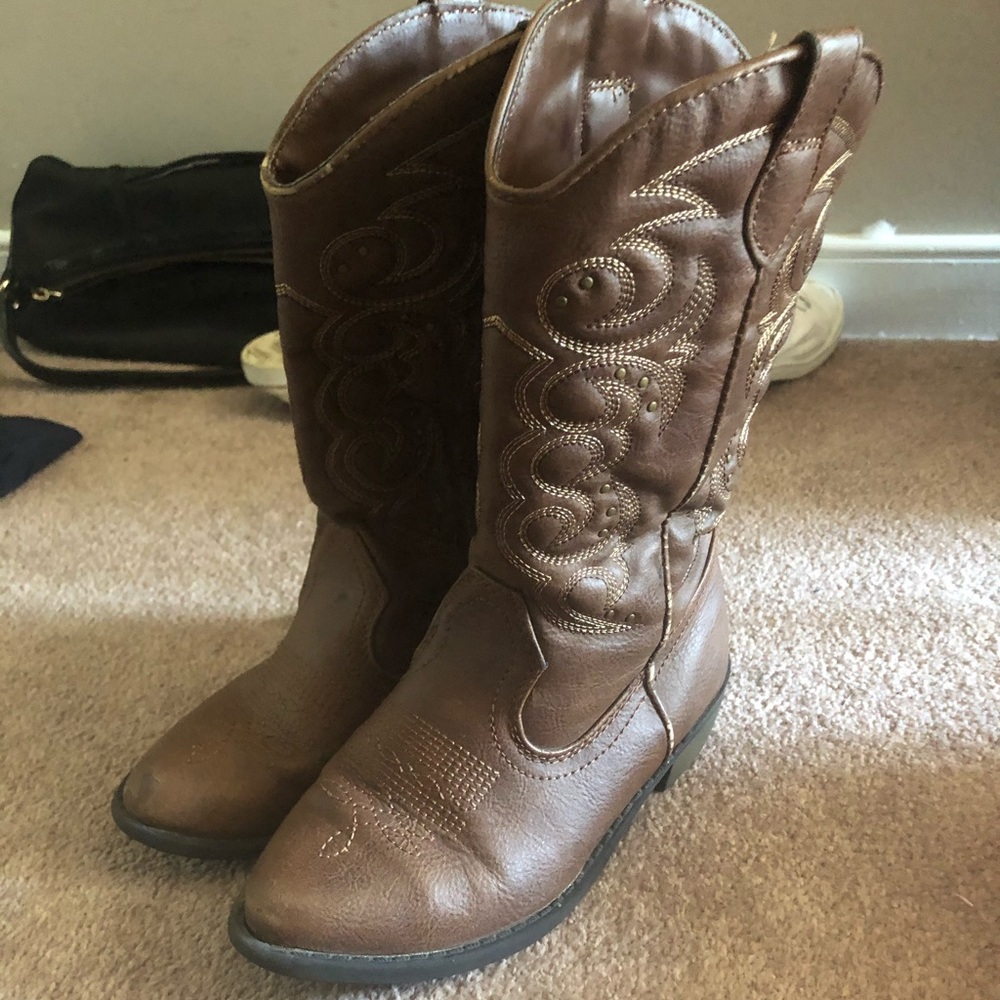 Cat n jack cowgirl boots. Size 1